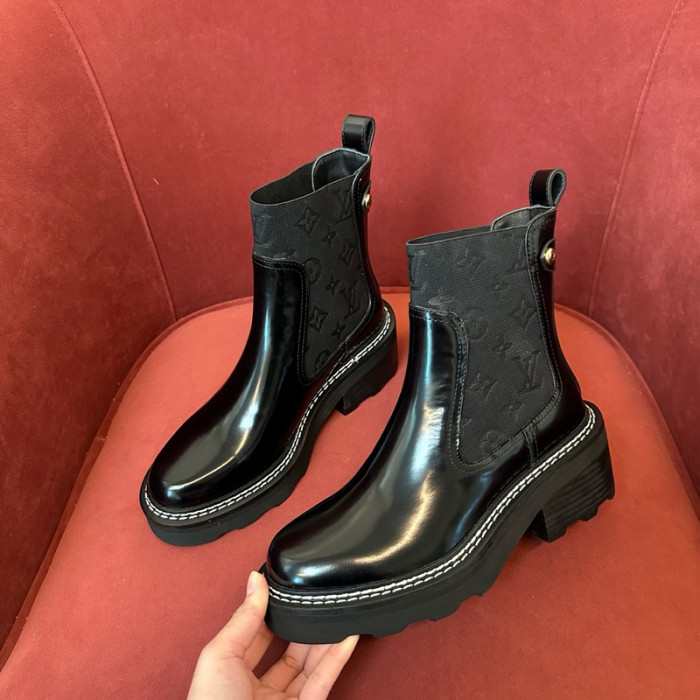 LVT BOOT    COPSHOE  L&V-482