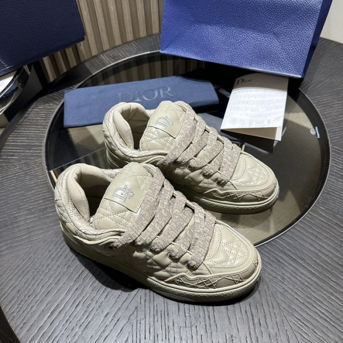 D1R* B9S COPSHOE DR-332