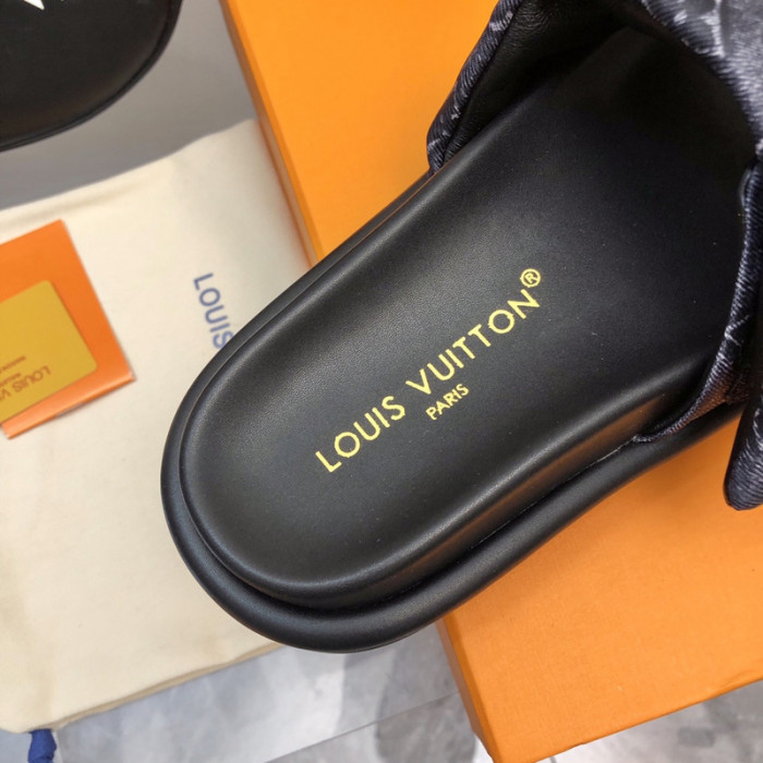 LVT SLIDE COPSHOE LVS-56
