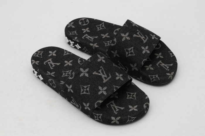LVT SLIDE KICKZE LVS-1