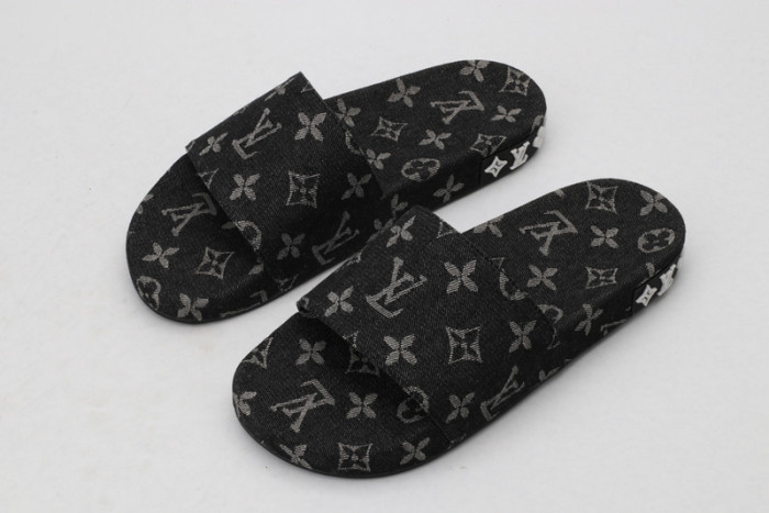 LVT SLIDE KICKZE LVS-1