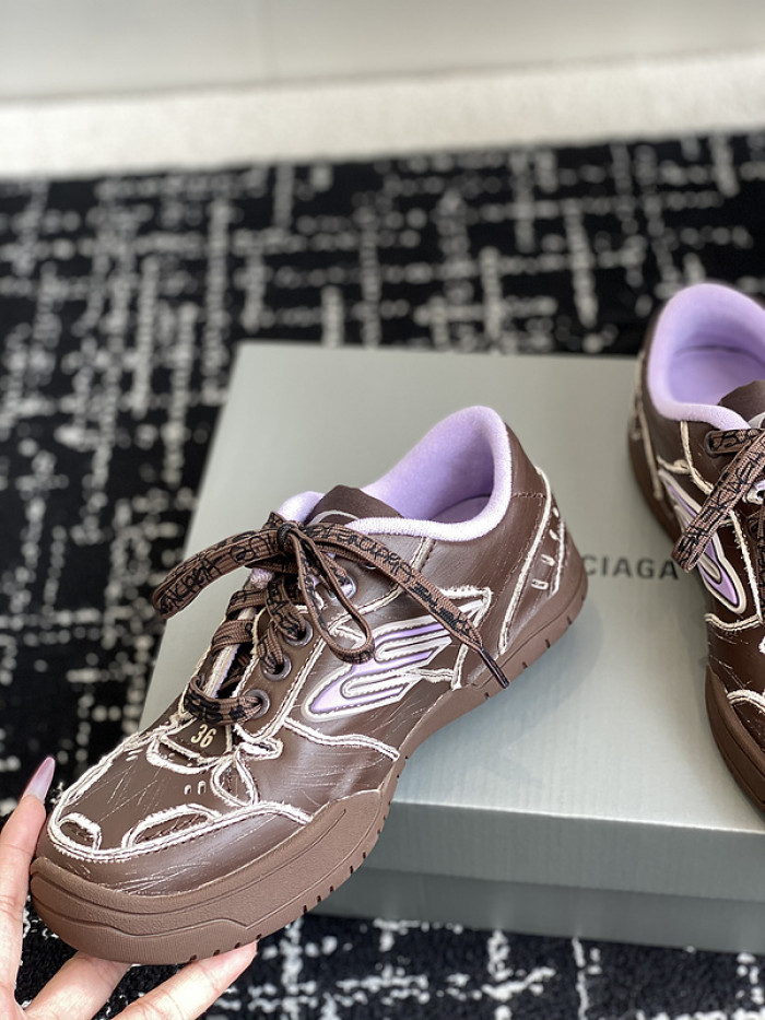 BL Hamptons Worn-Out -COPSHOE BL - WO 01