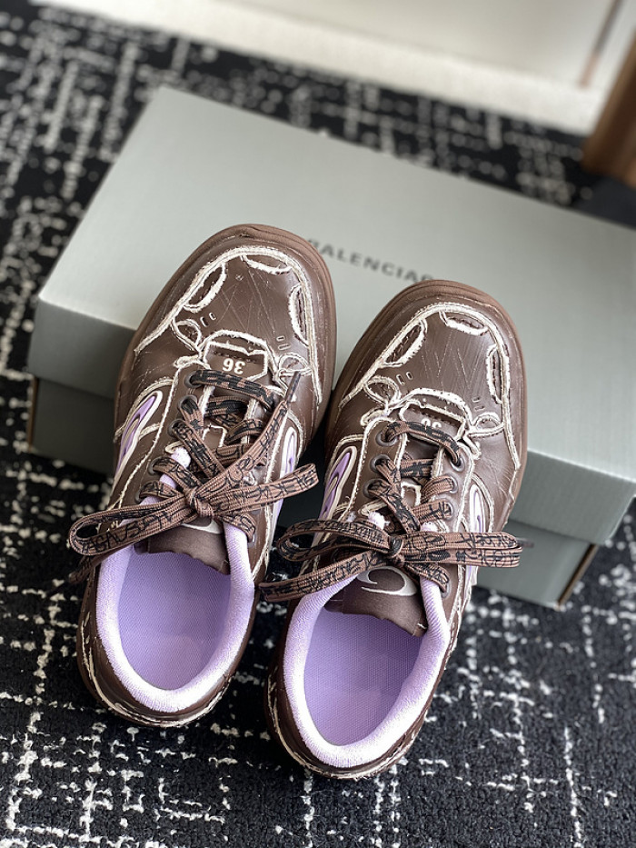 BL Hamptons Worn-Out -COPSHOE BL - WO 01