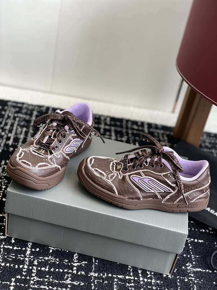 BL Hamptons Worn-Out -COPSHOE BL - WO 01