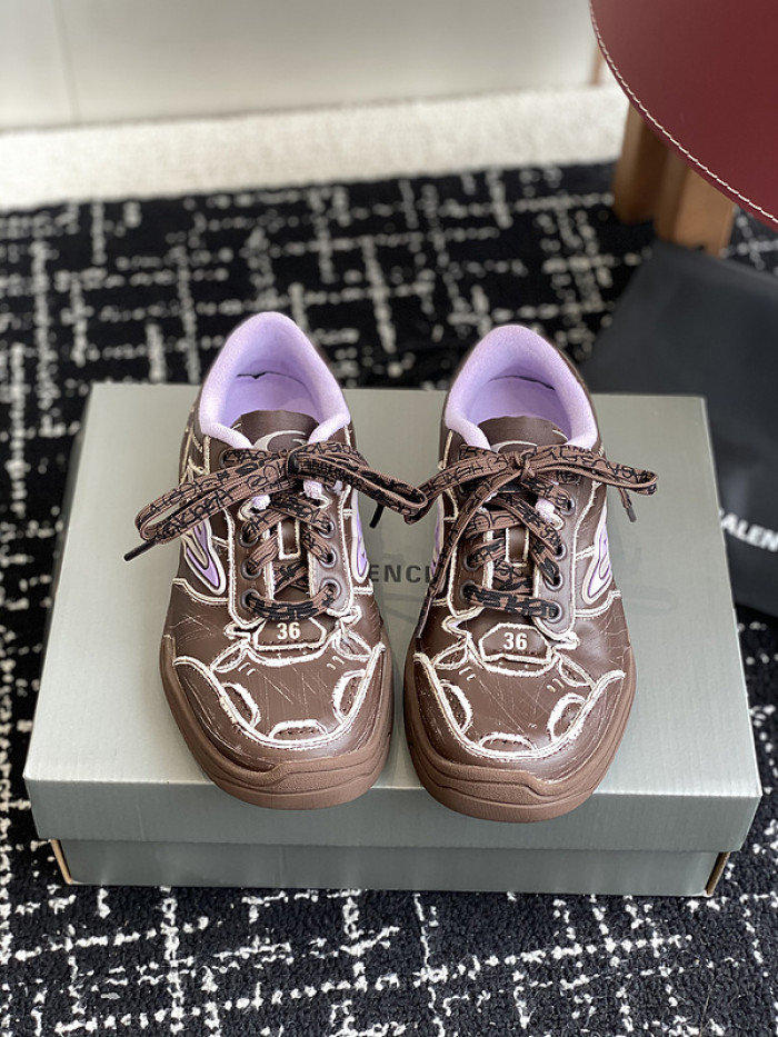 BL Hamptons Worn-Out -COPSHOE BL - WO 01