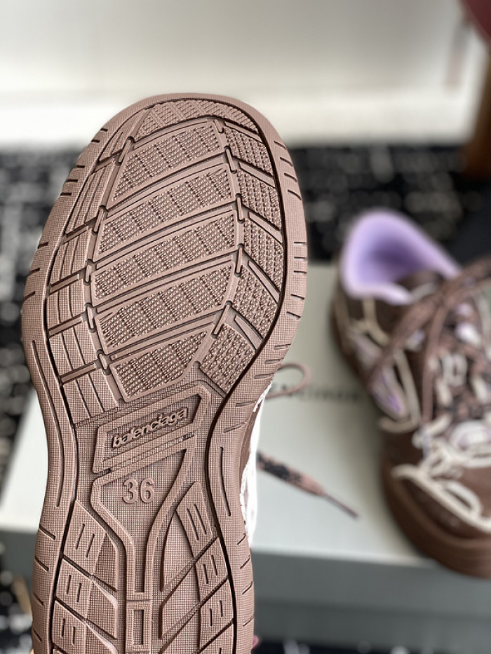 BL Hamptons Worn-Out -COPSHOE BL - WO 01
