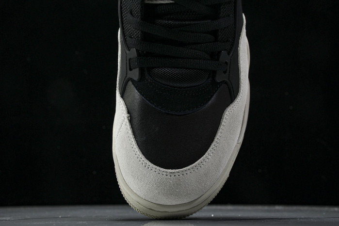 Air Jordan 4 RM
