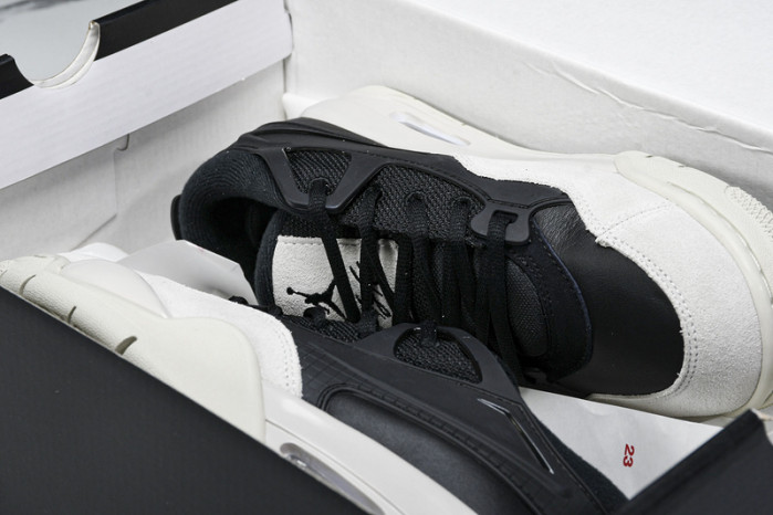 Air Jordan 4 RM