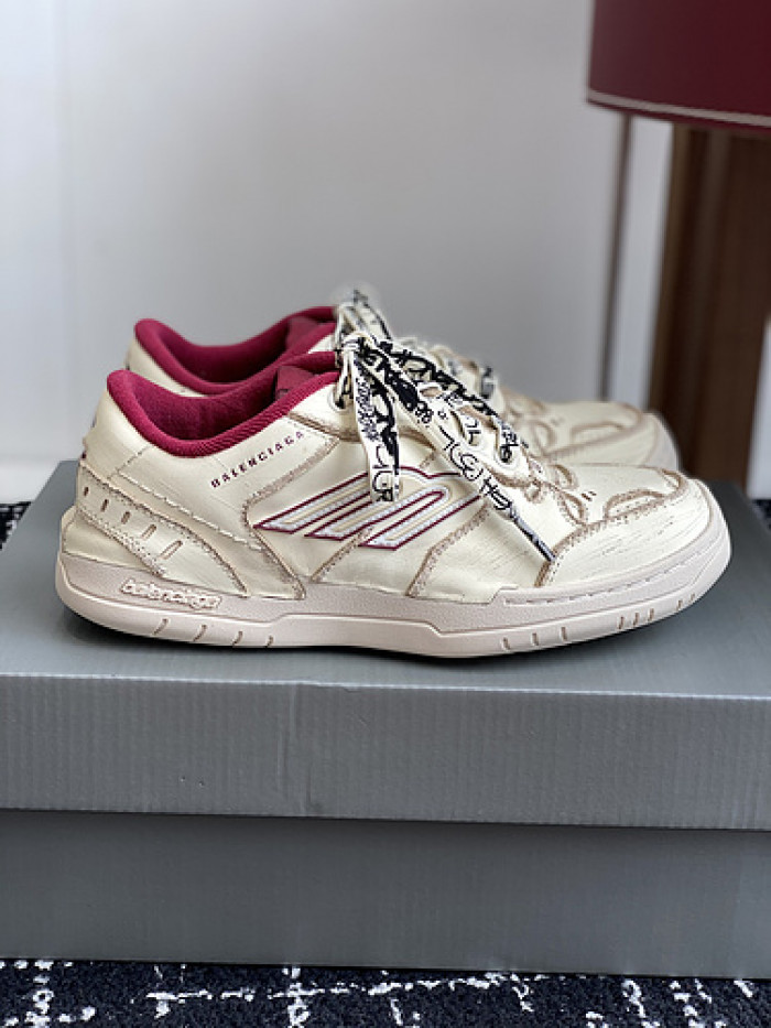 BL Hamptons Worn-Out -COPSHOE BL - WO 06