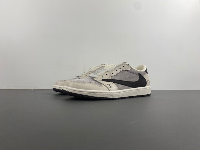 Travis Scott x Air Jordan 1 Low OG- LX1988-100