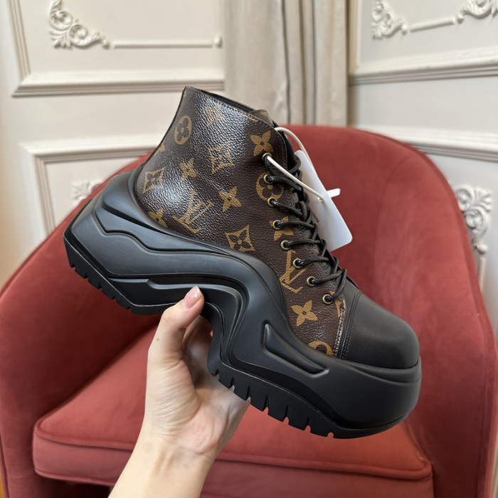 LVT BOOT COPSHOE L&V-351