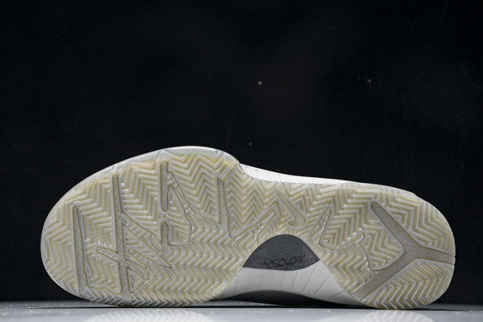 Zoom Kobe 4 