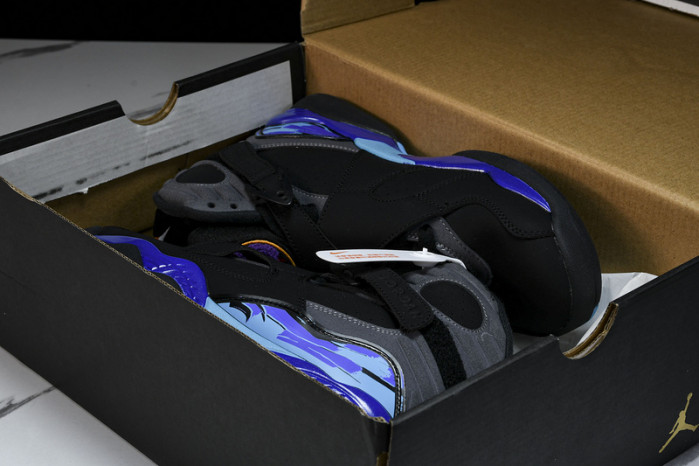 Jordan 8 Retro 