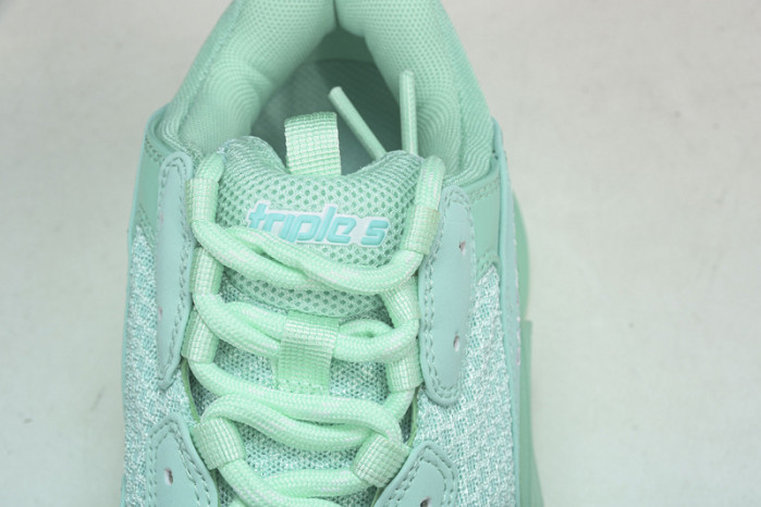 BL TRIPLE S TRAINERS -KICKZE BL75