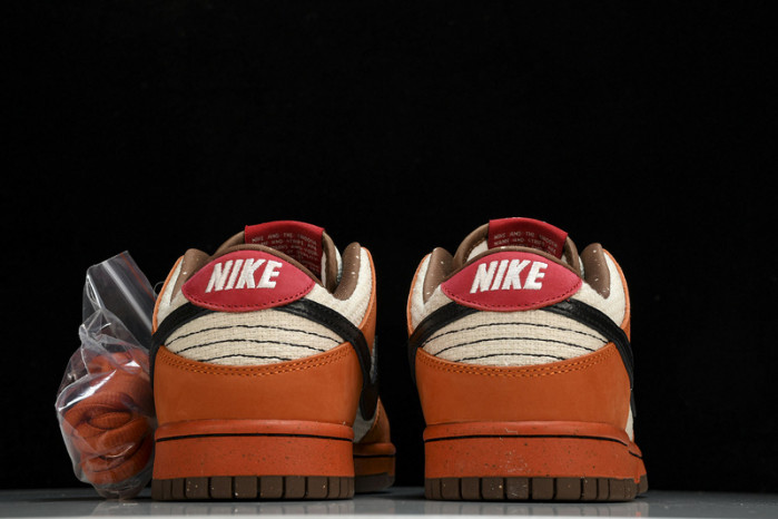 SB Dunk Low Top Ramen - 313170-101