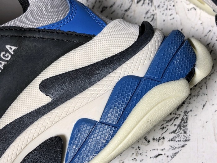 BL TRIPLE S TRAINERS CLEAR SOLE B;ACK BLUE WHITE 541624 W09OH 1007