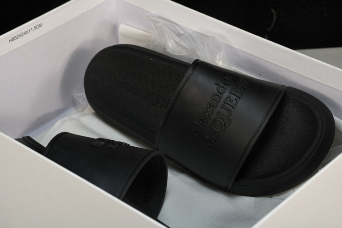 mcqueen slide cophsoe MQS-06