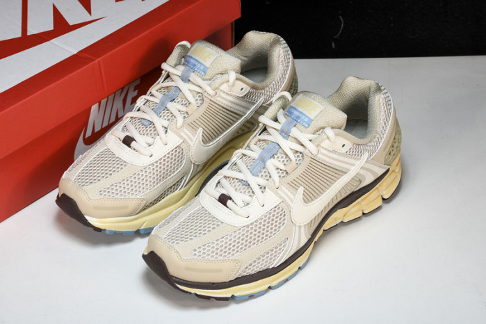 Nike Zoom Vomero 5 Oatmeal  FB8825-111